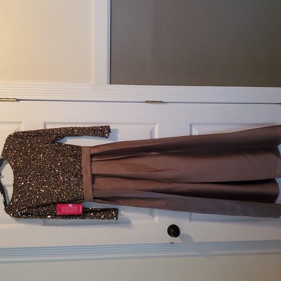 NWT Pissaro Bights Beaded Gown - Picture 6 of 8